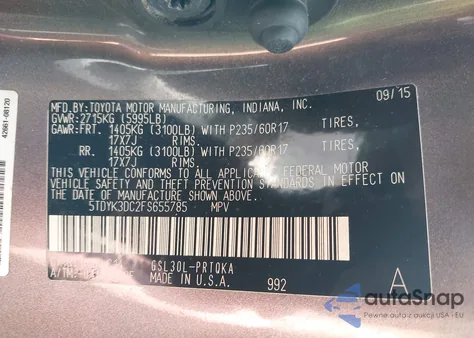 2015 Toyota Sienna Xle Premium 8 Passenger z USA, uszkodzony, nr VIN 5TDYK3DC2FS655785